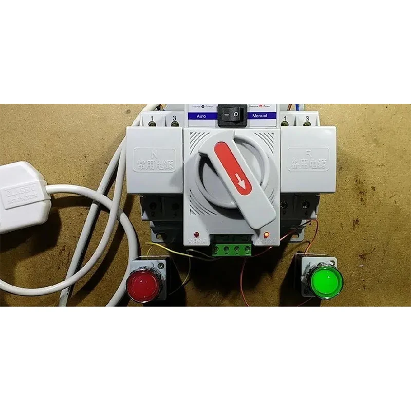 Automatyczny przełącznik przełączający z napędem elektrycznym 100 A Ats